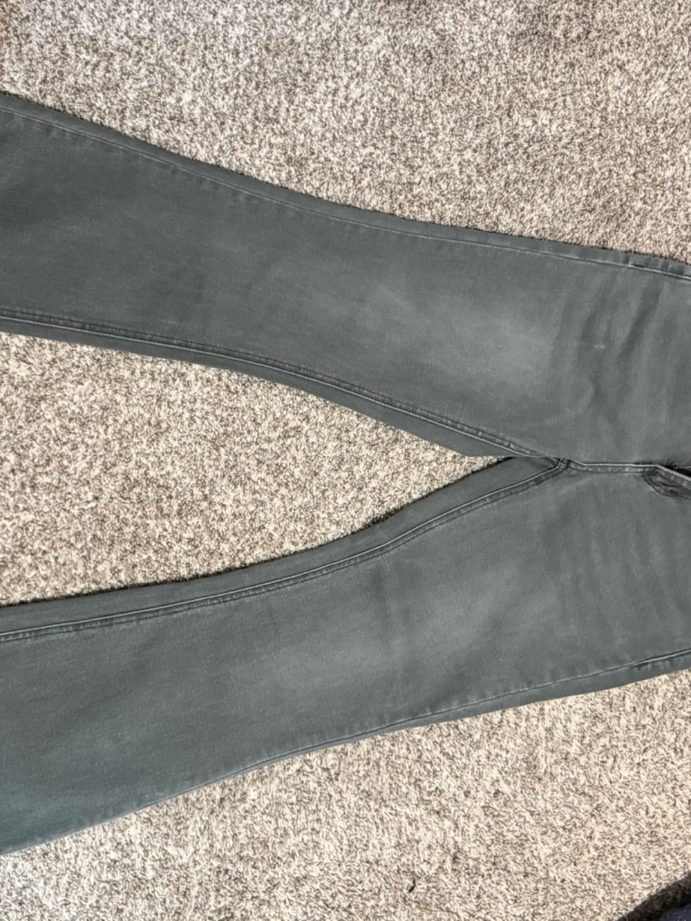 Ankle-Length Slim Jeans in Charcoal Gray